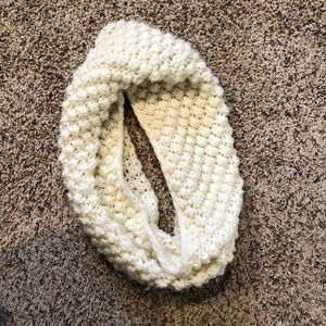 H&M- scarf